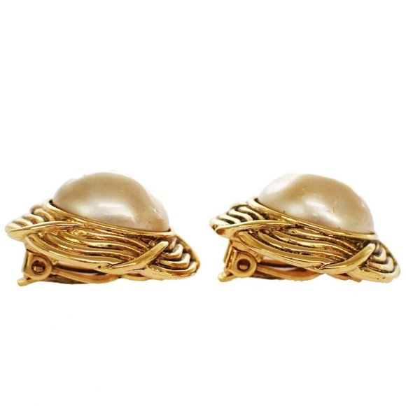 CHANEL Imitation Pearl Round Button Earrings 23 Clip-On Gold Vintage 62RJ174 - Picture 12 of 16